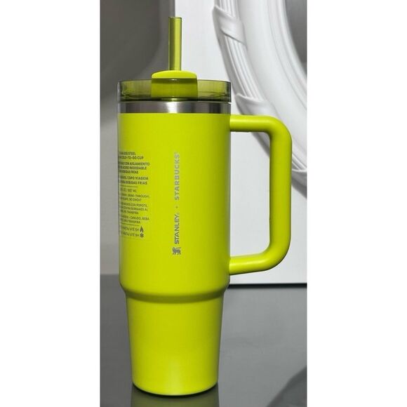 Stanley x‎ Starbucks Mexico Exclusive 2024 30oz Tumbler- LEMONGRASS YELLOW - Picture 2 of 5
